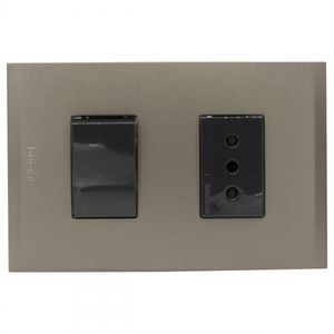 Placa Armada Interruptor 9/12 + Enchufe 10 A Nóbile Terra