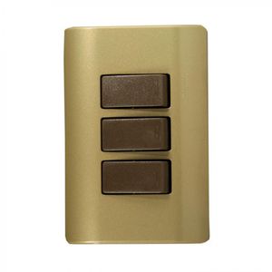 Placa Armada Interruptor 9/32 Triple 16 A Génesis Dorado