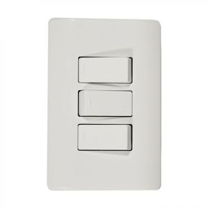 Placa Armada Interruptor 9/32 Triple 16 A Génesis Blanco