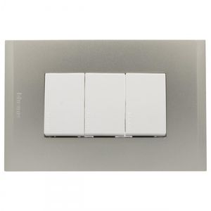 Placa Armada Interruptor 9/32 Triple 10 A Nóbile Blanco Perla