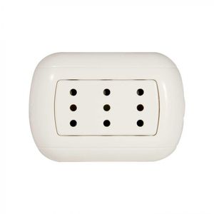 Placa Armada Enchufe Triple 2 P + T 10 A Ovalado Blanco
