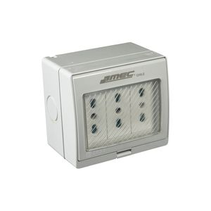 Casquete Toma corriente Triple Bipaso 10/16 A Hidrobox Gris