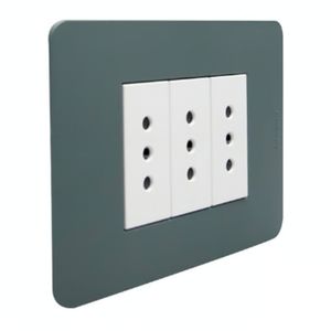 Placa Armada Enchufe Triple 10 A 250 V Agave