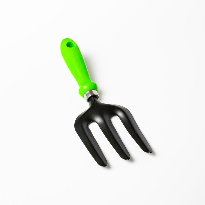 rastrillo-de-jardin-mango-plastico-239302-02